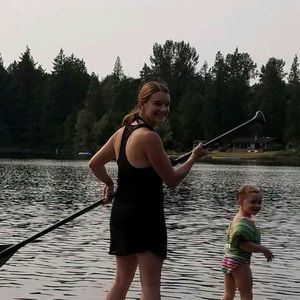 Meet your Posher, Danielle